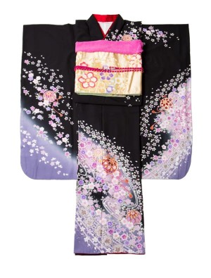 ロマンチックな夜桜の古典柄