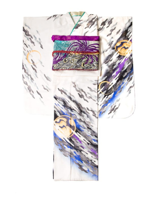 クールでカッコいい雰囲気に